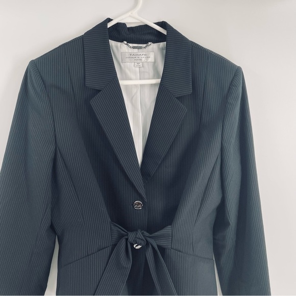 Tahari ASL Petite Pin Striped Tie Button Front Lined Suit Blazer Jacket Office - Picture 4 of 11